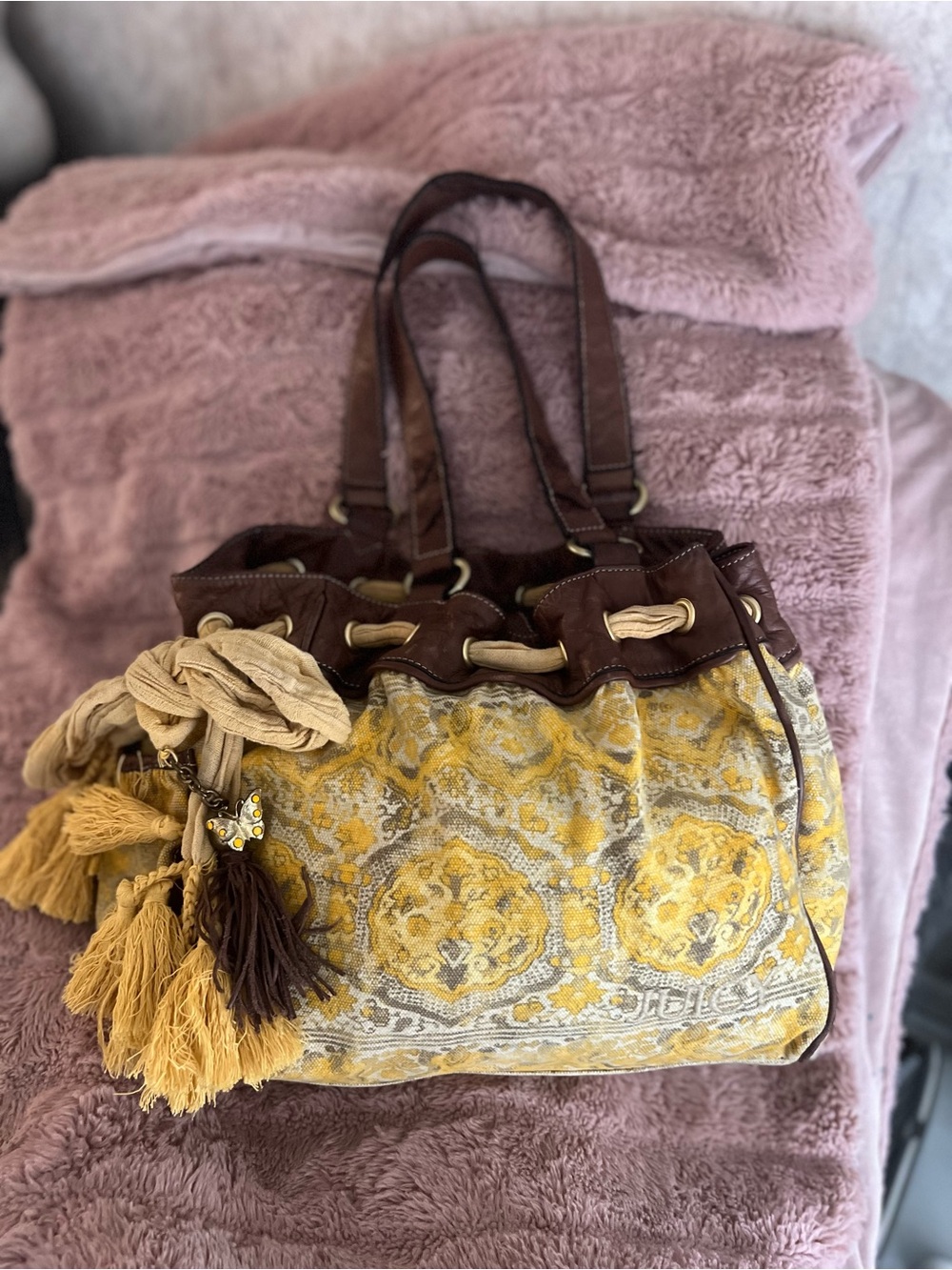 Vintage juicy couture yellow paisley daydreamer